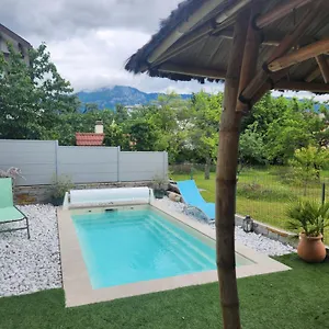  Appartement La Maison Marilyne - T2 Avec Piscine Privative